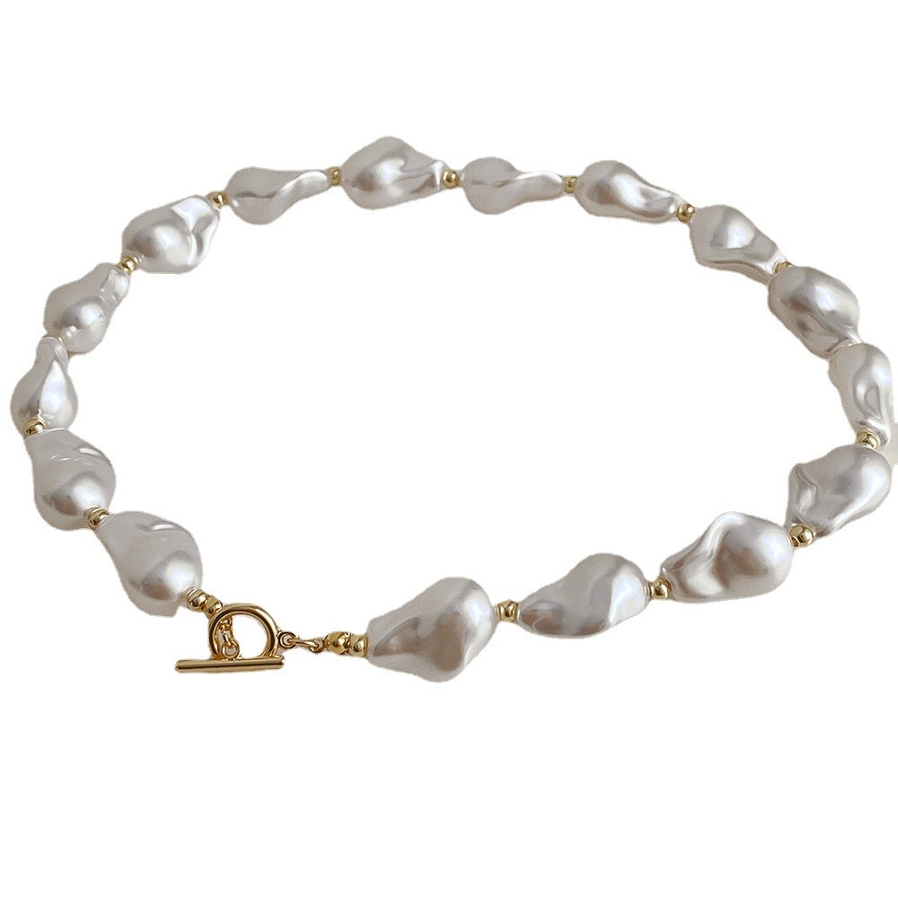 Baroque Pearl Buckle Necklace